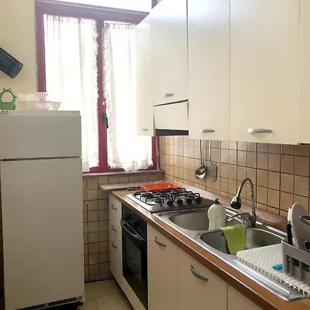 Apartment Via Raffaello 아파트 *
