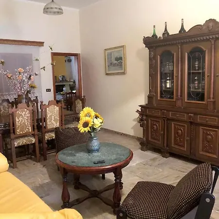 Apartment Via Raffaello 수페르사노